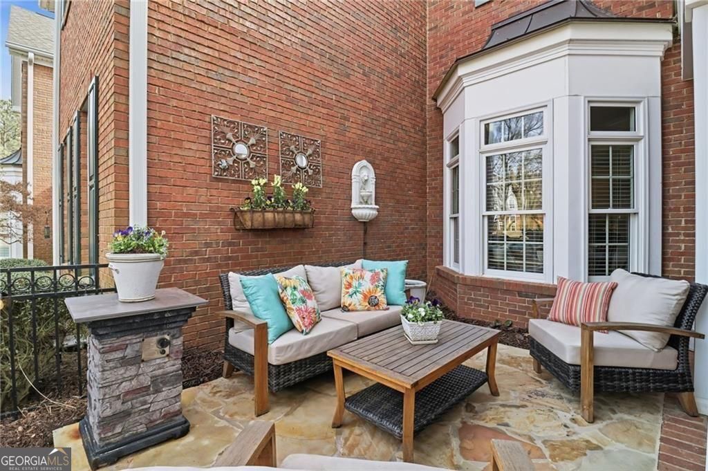 8630 Parker Place Roswell GA 30076