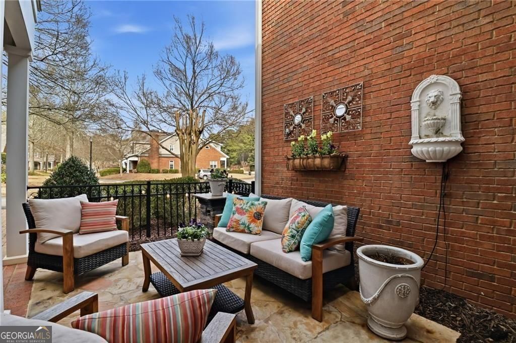 8630 Parker Place Roswell GA 30076