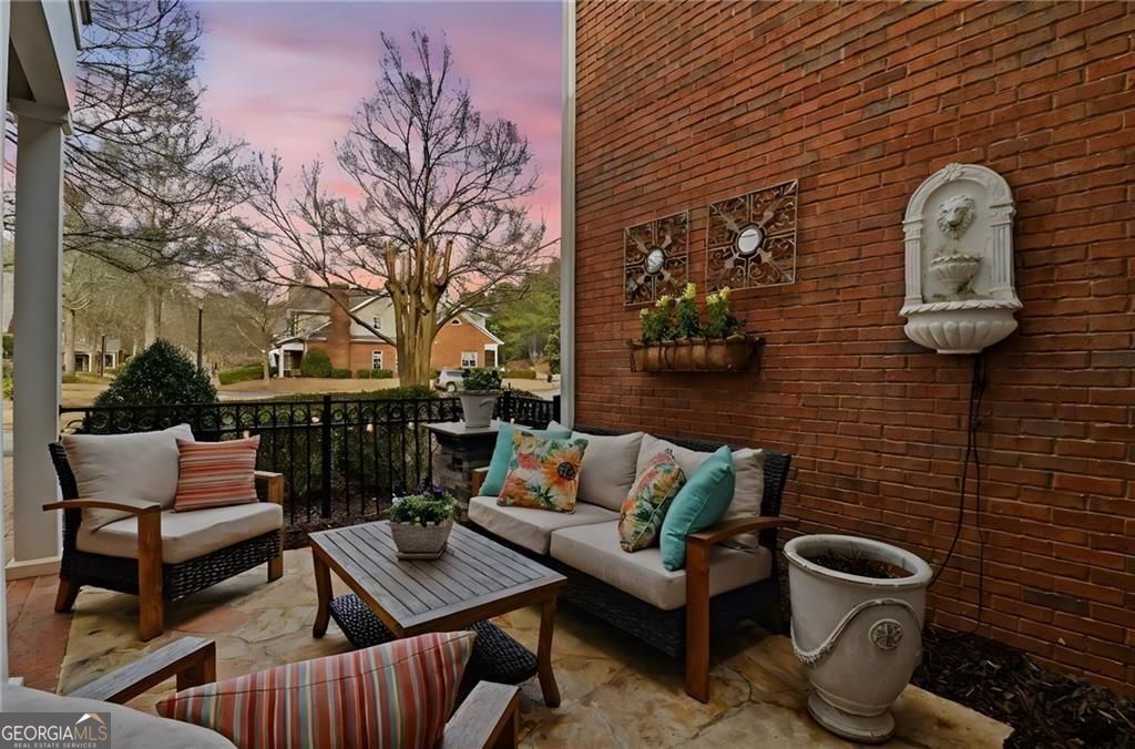 8630 Parker Place Roswell GA 30076