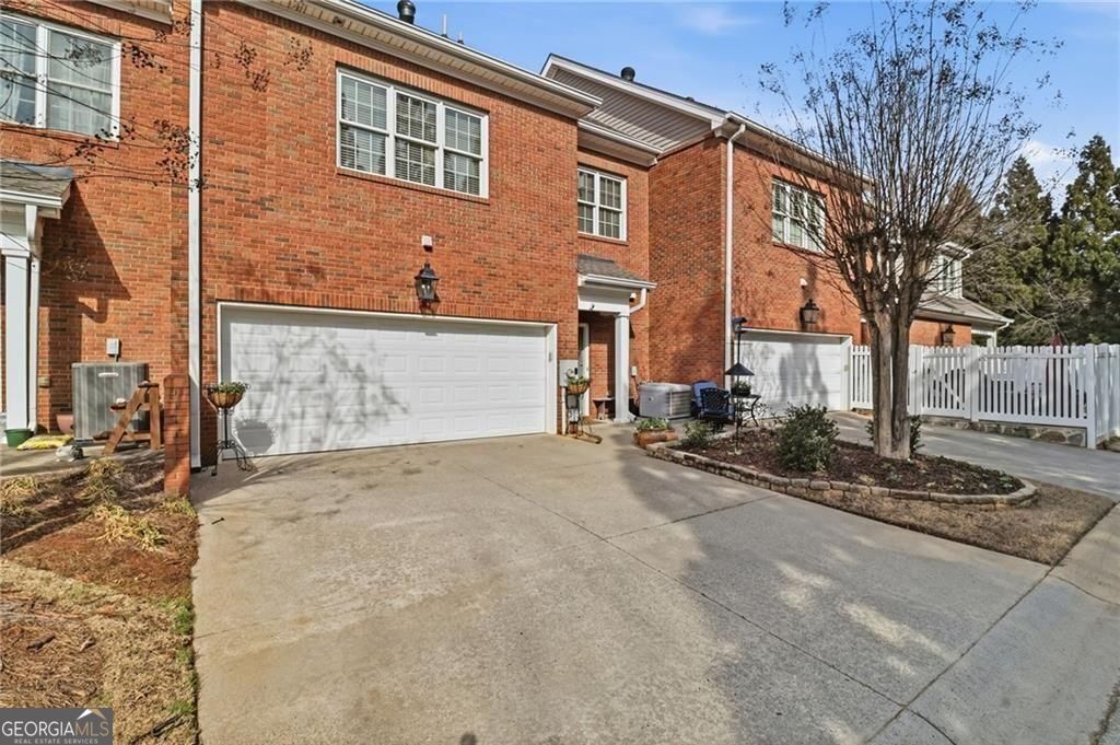 8630 Parker Place Roswell GA 30076