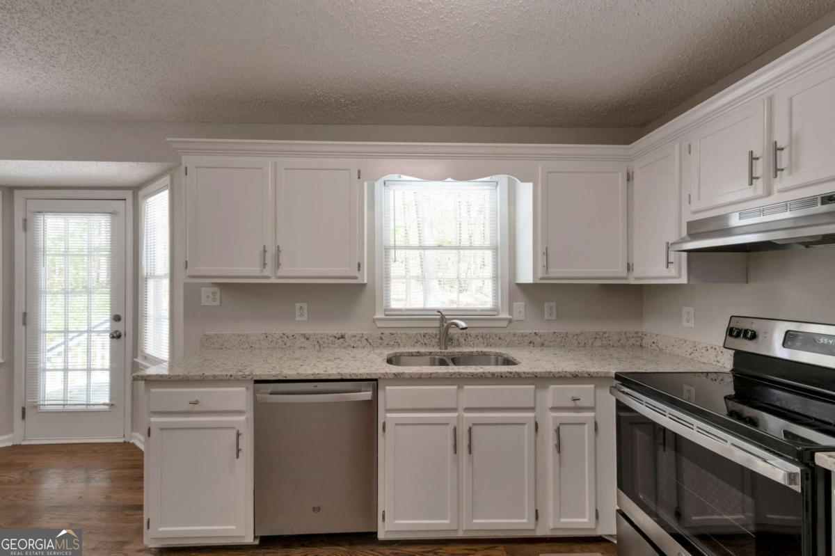 252 Amber Way Dallas GA 30157