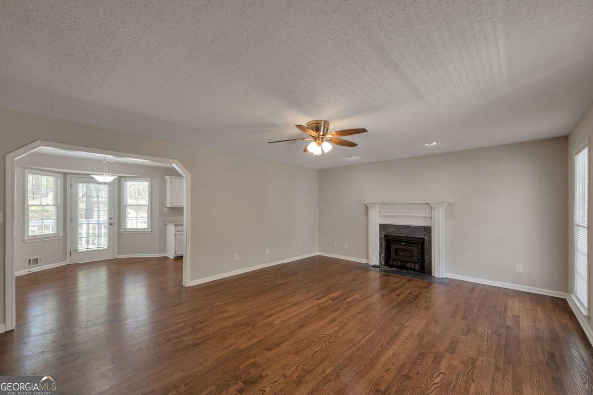 252 Amber Way Dallas GA 30157