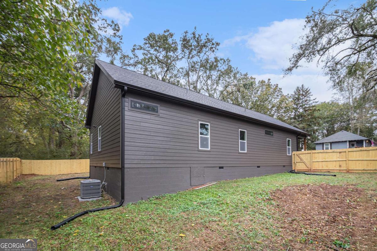 93 Arnco 2nd Street Newnan GA 30263
