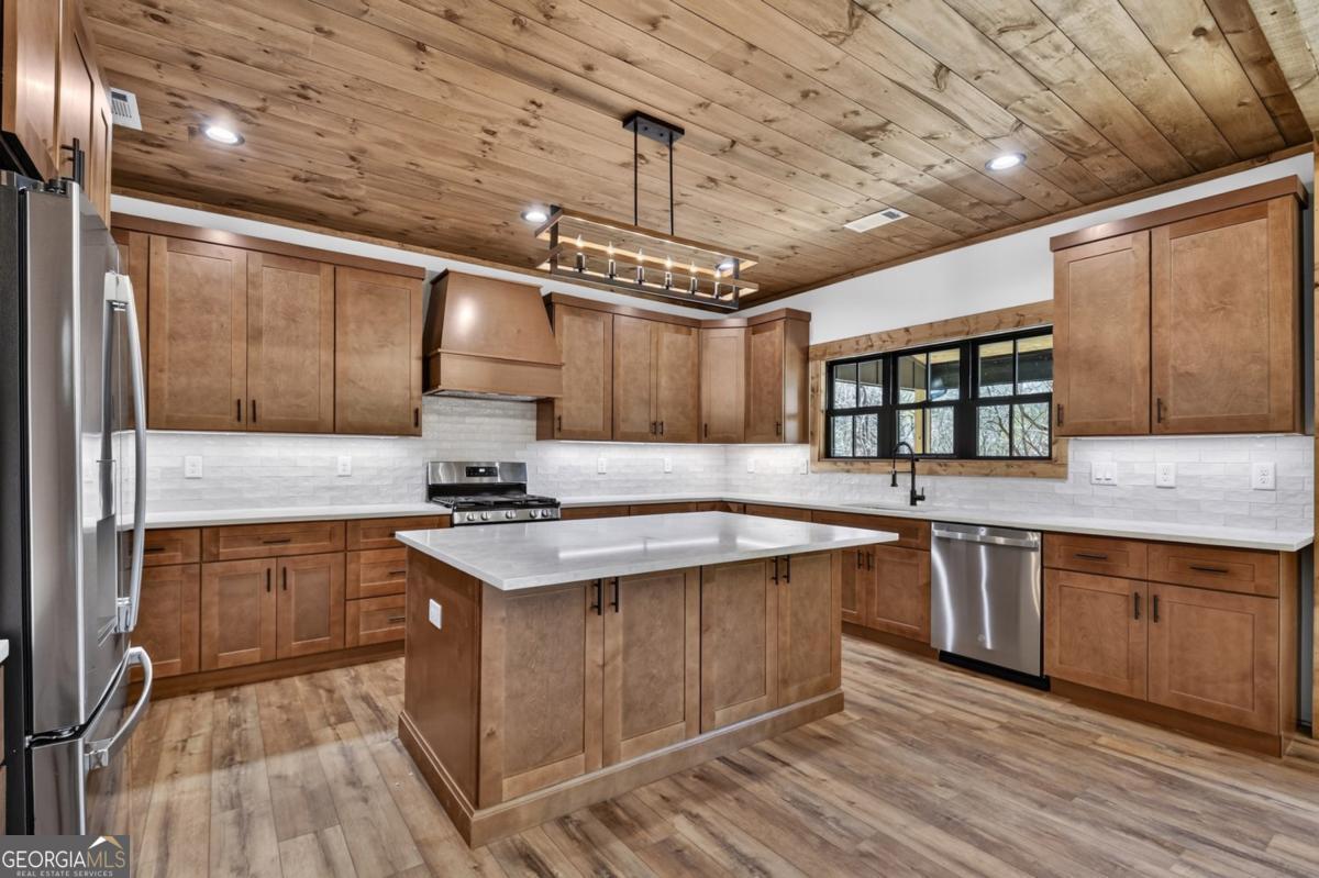 158 Spring Run Drive Blue Ridge GA 30513