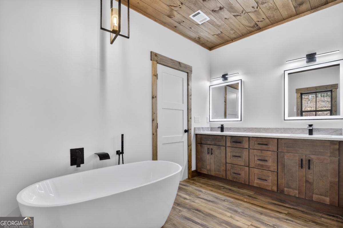 158 Spring Run Drive Blue Ridge GA 30513