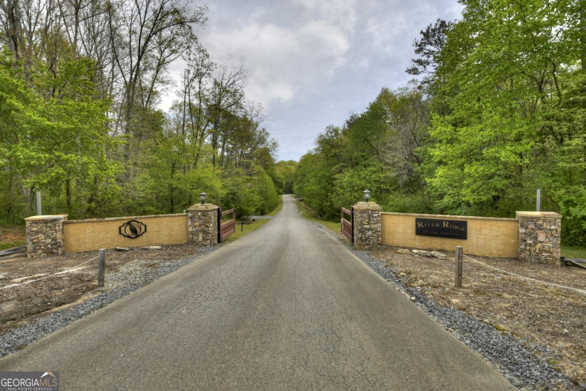 158 Spring Run Drive Blue Ridge GA 30513