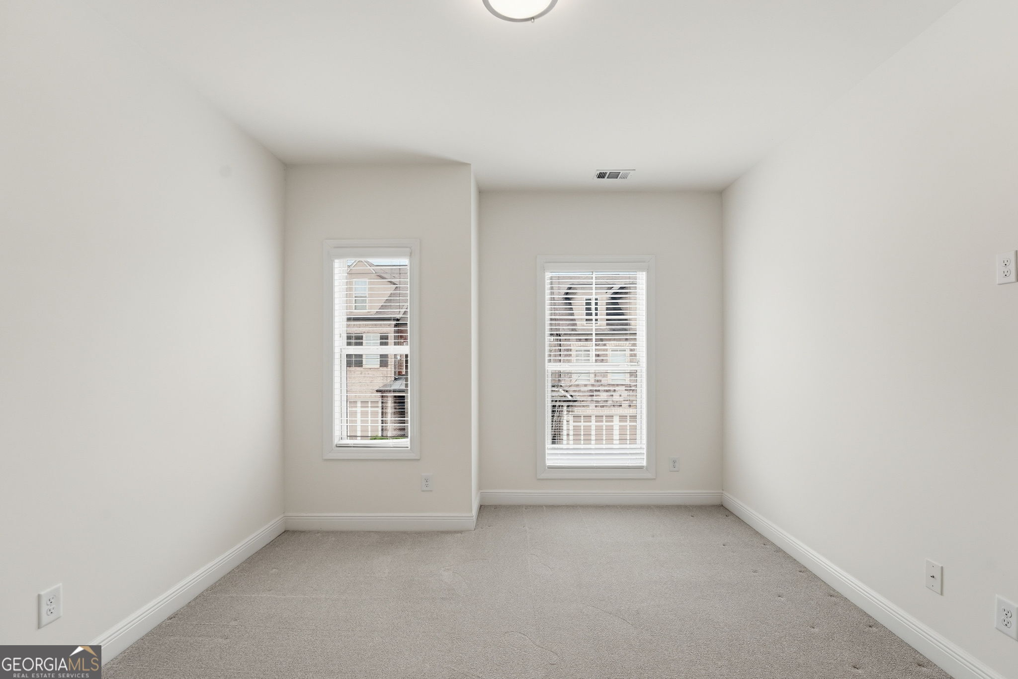 110 Via Roma Woodstock GA 30188