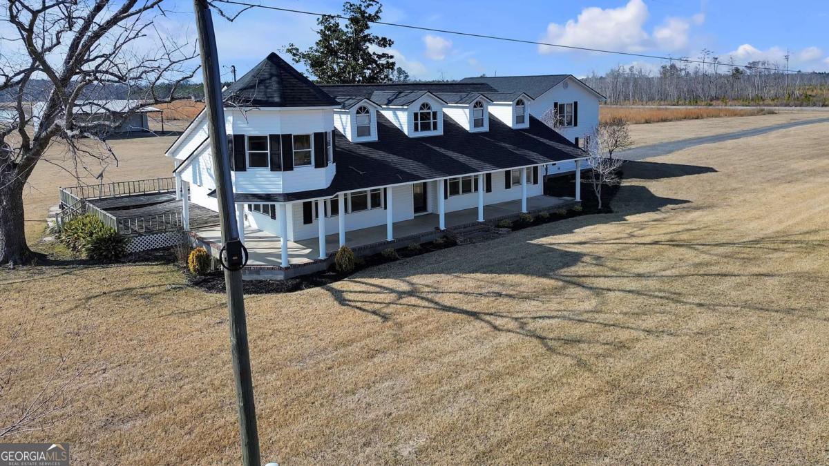 1832 Douglas Highway Hazlehurst GA 31539