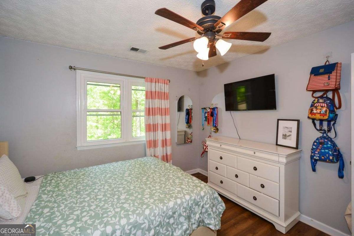 304 Cacique Court Woodstock GA 30188