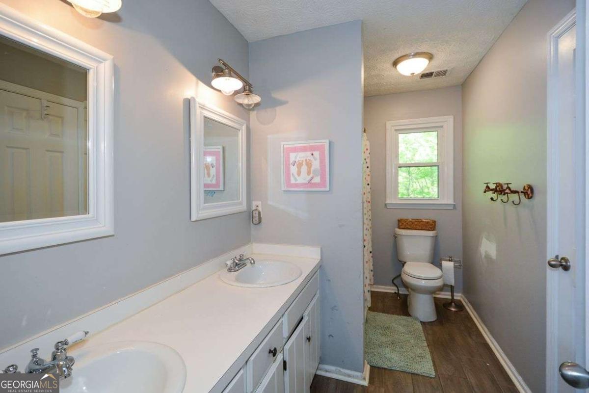 304 Cacique Court Woodstock GA 30188