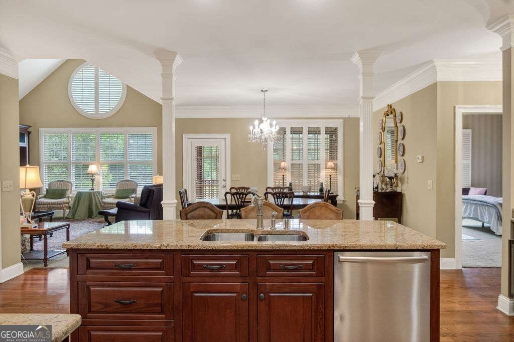 112 Annas Walk Athens GA 30606