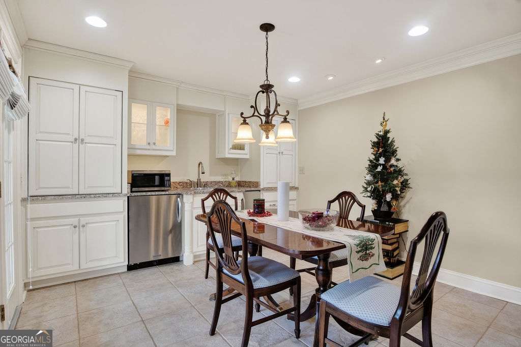 112 Annas Walk Athens GA 30606