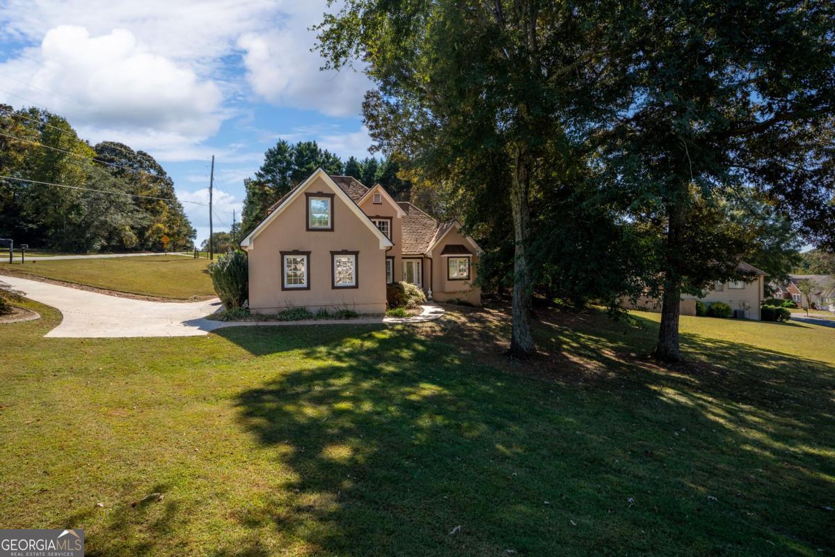 5126 Cash Road Flowery Branch GA 30542