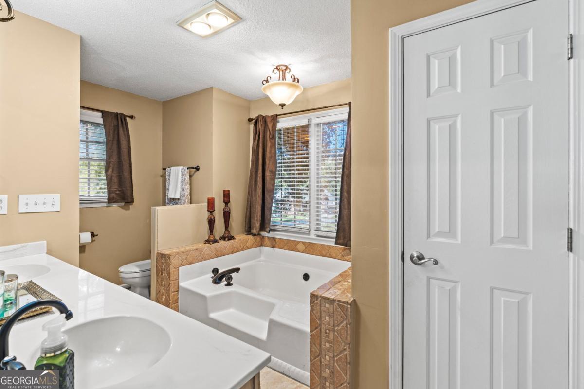 5126 Cash Road Flowery Branch GA 30542