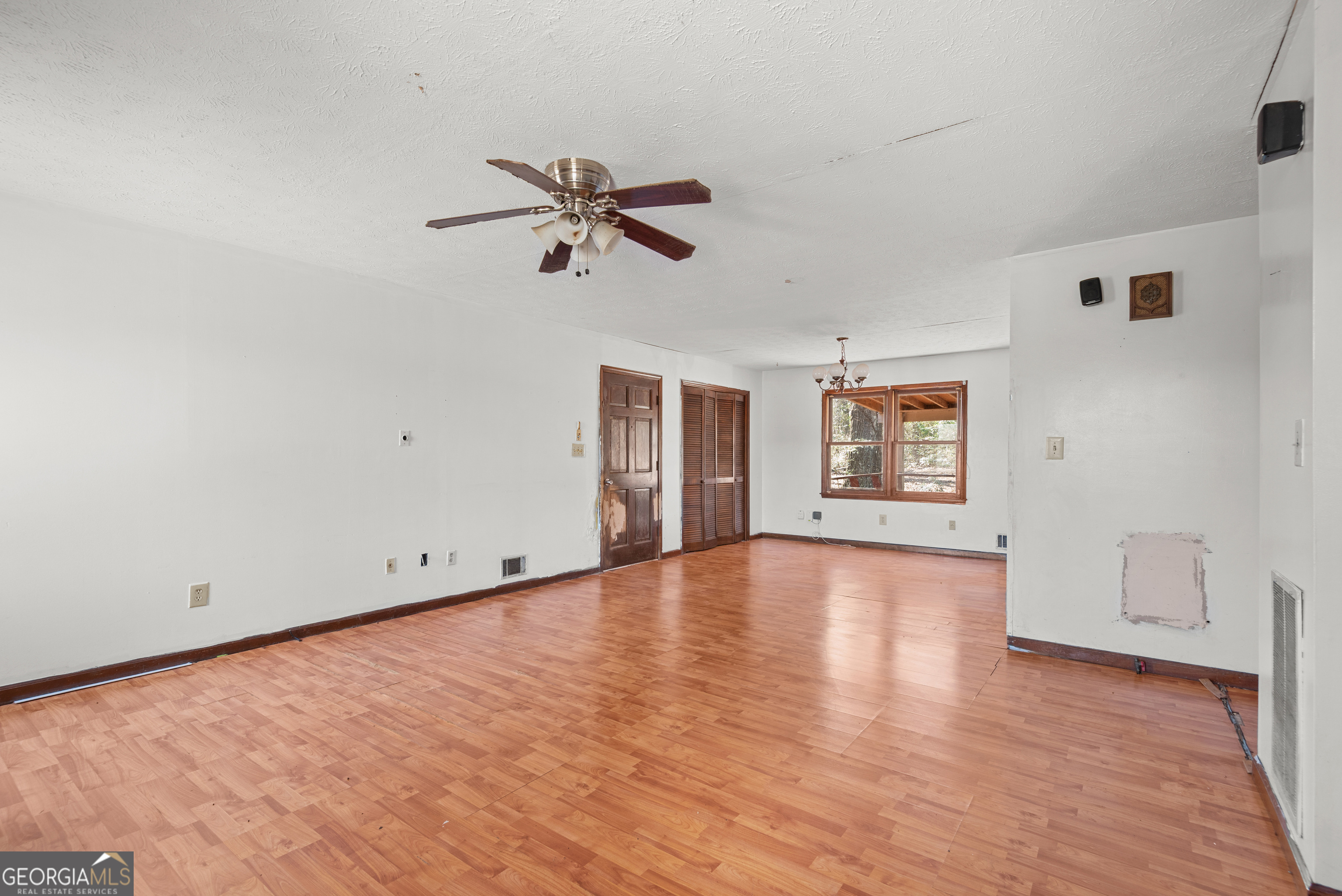 1049 Highway 36 E Jackson GA 30233
