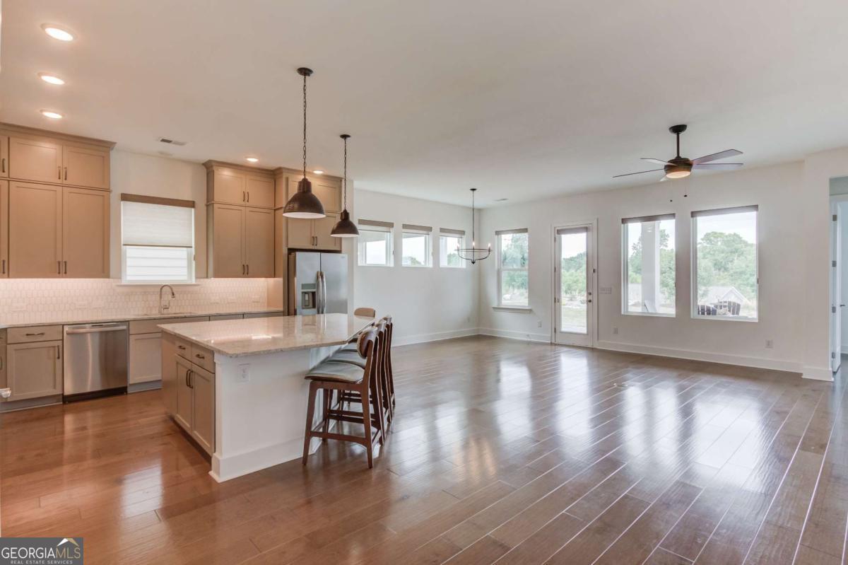 6917 River Rock Drive Flowery Branch GA 30542