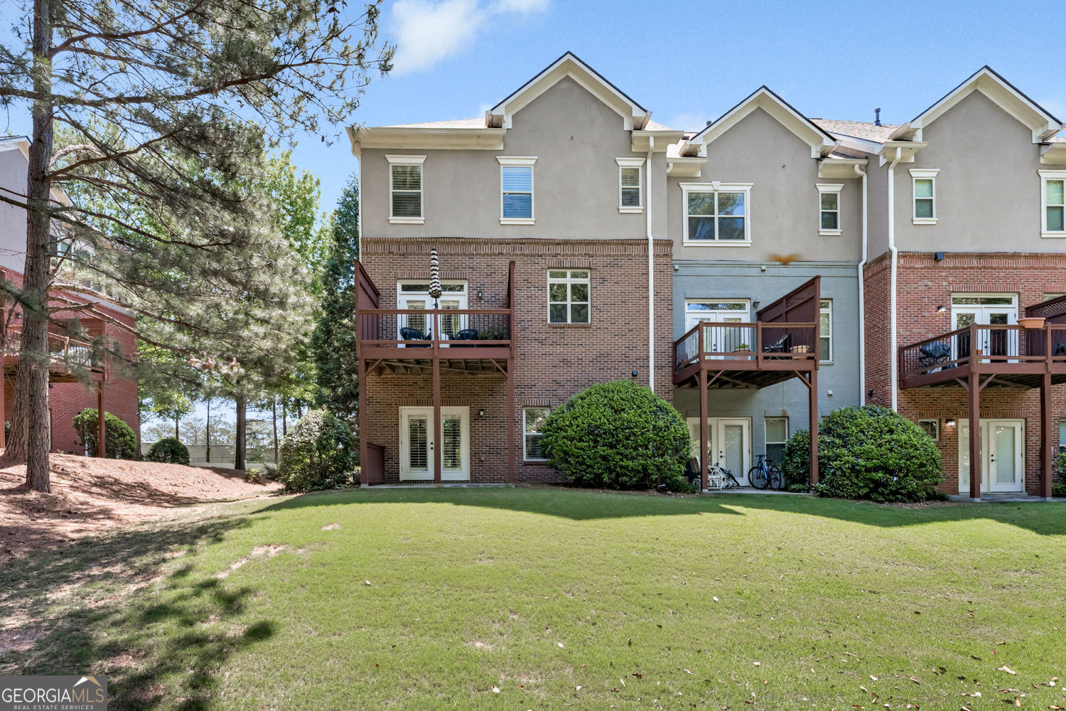 906 Dumaine Trace Sandy Springs GA 30328