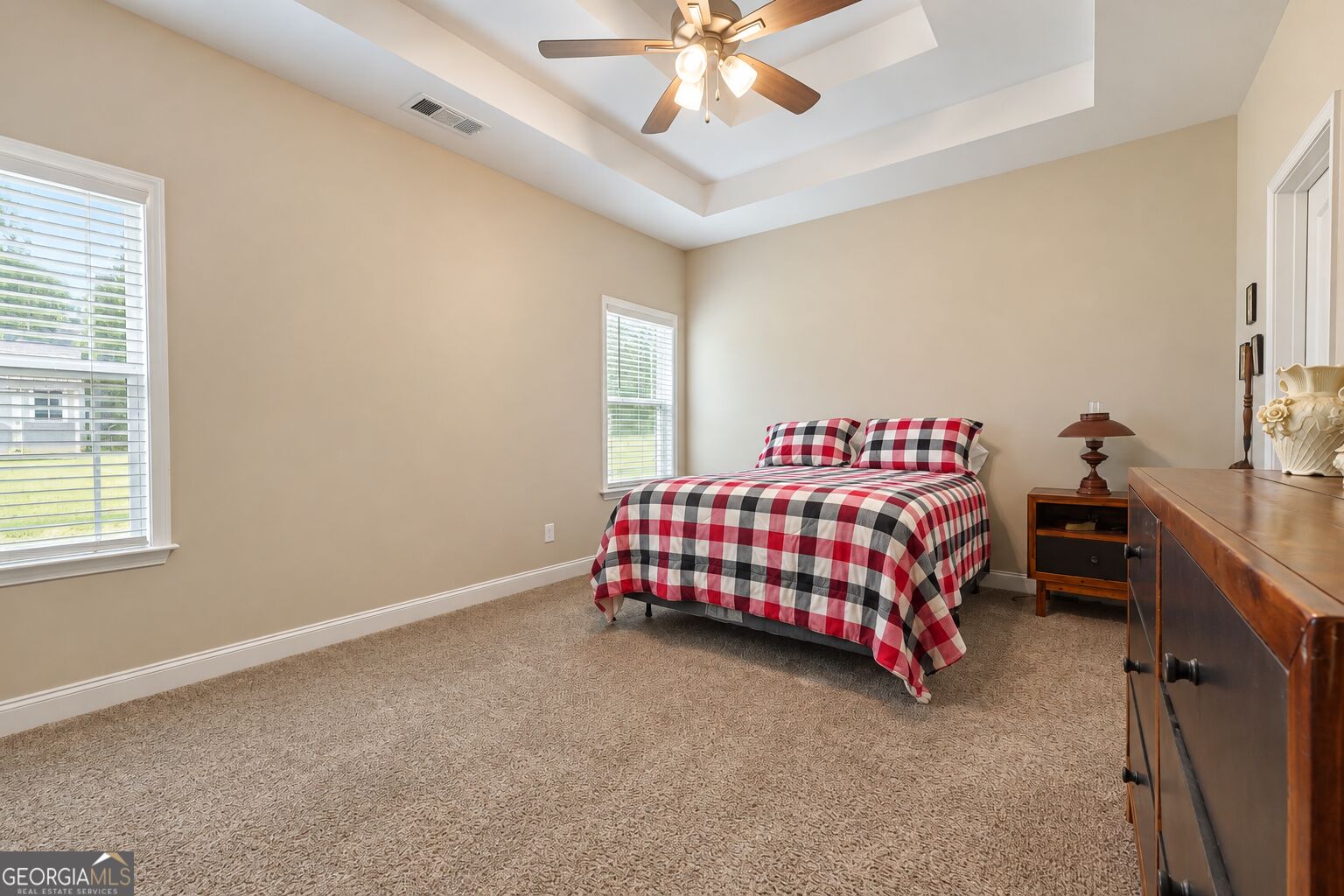662 Grove Street Barnesville GA 30204