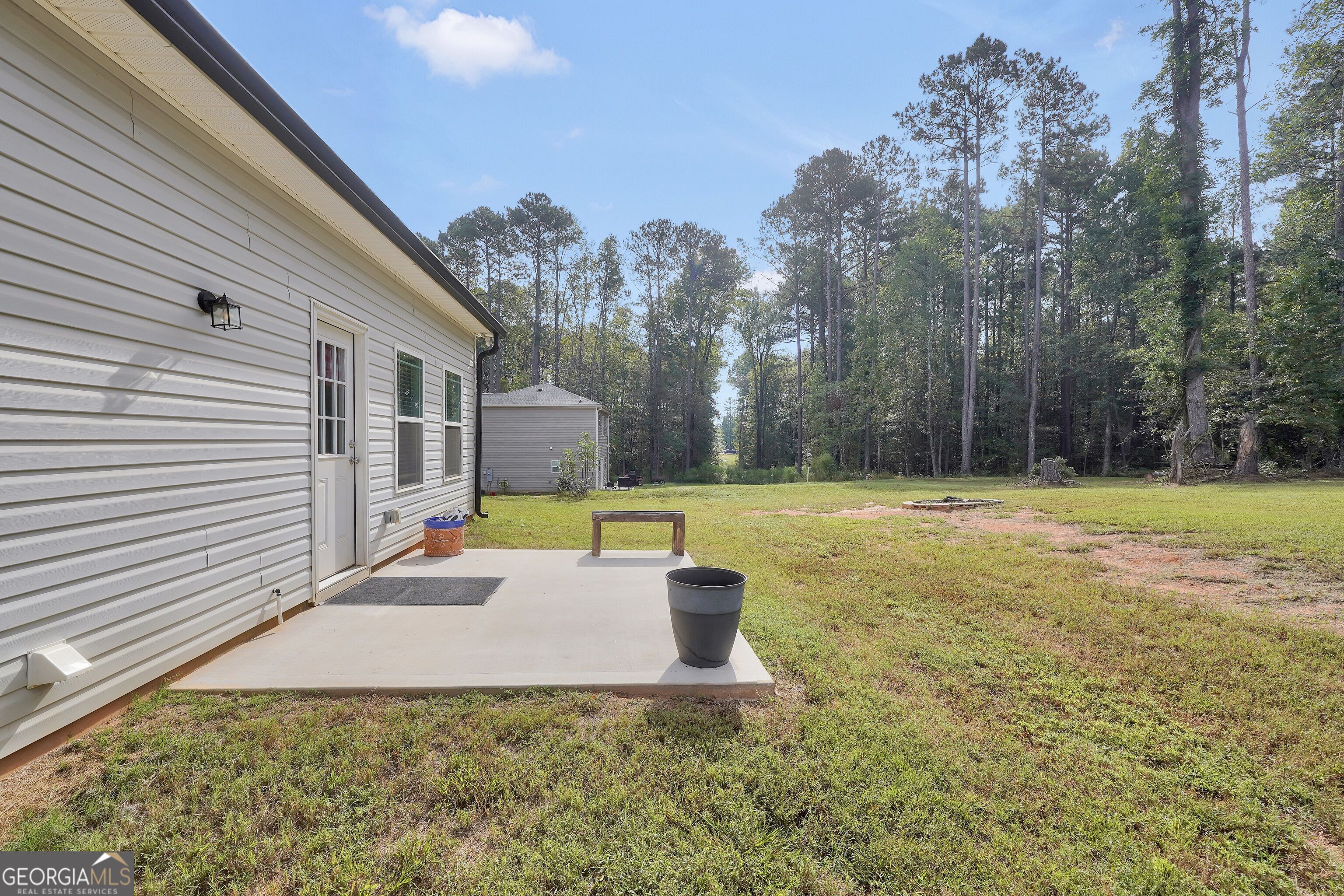 662 Grove Street Barnesville GA 30204