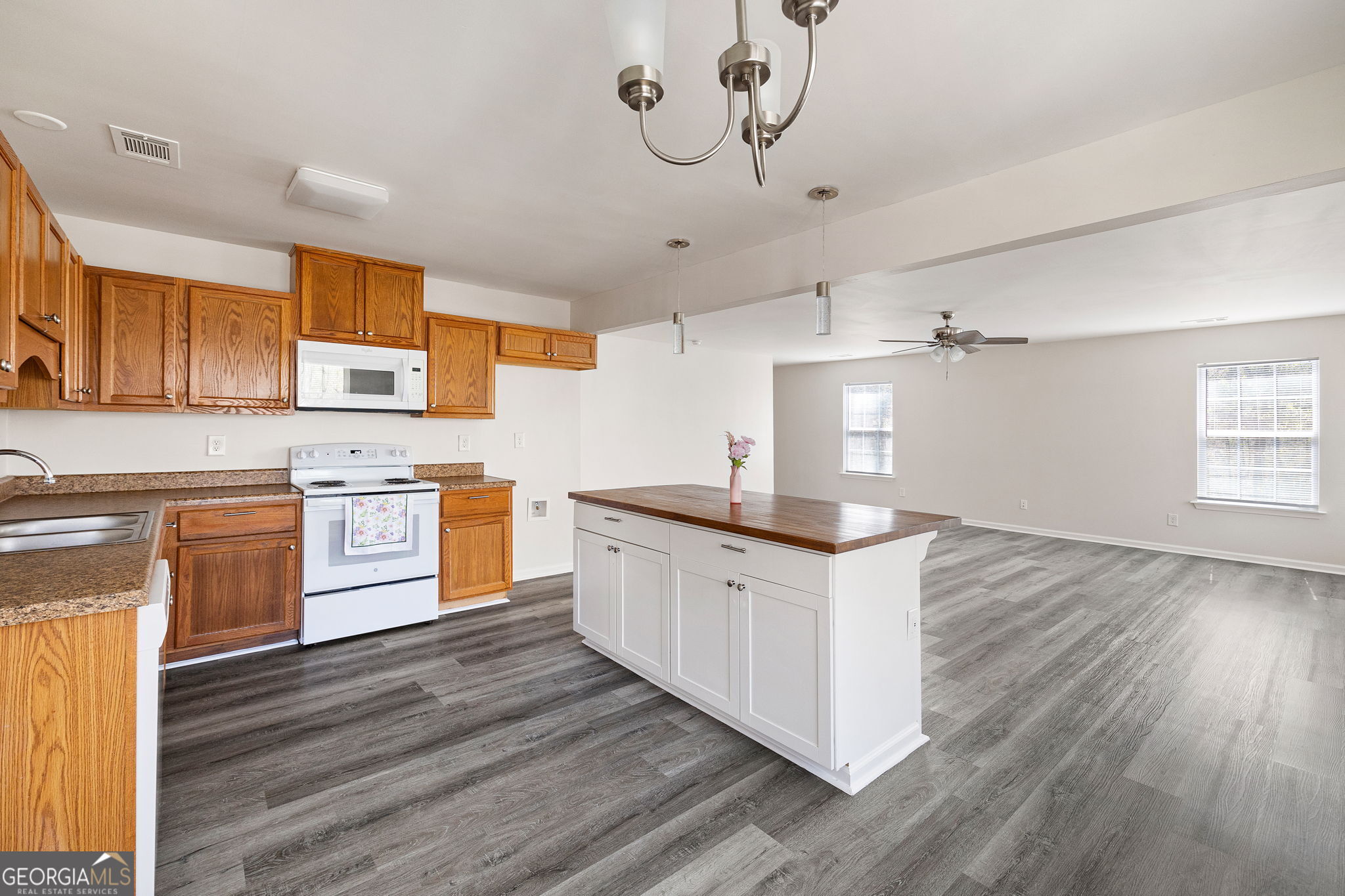 415 Heritage Row Woodstock GA 30188