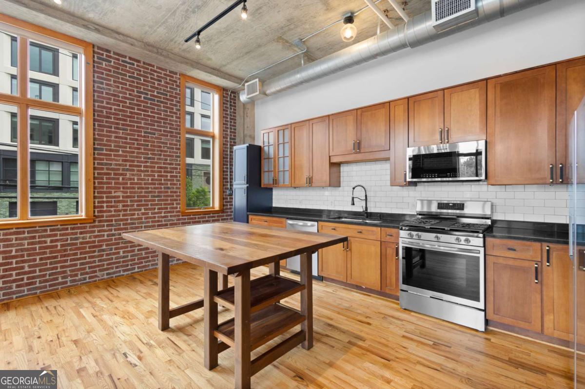 660 Glen Iris Drive Atlanta GA 30308