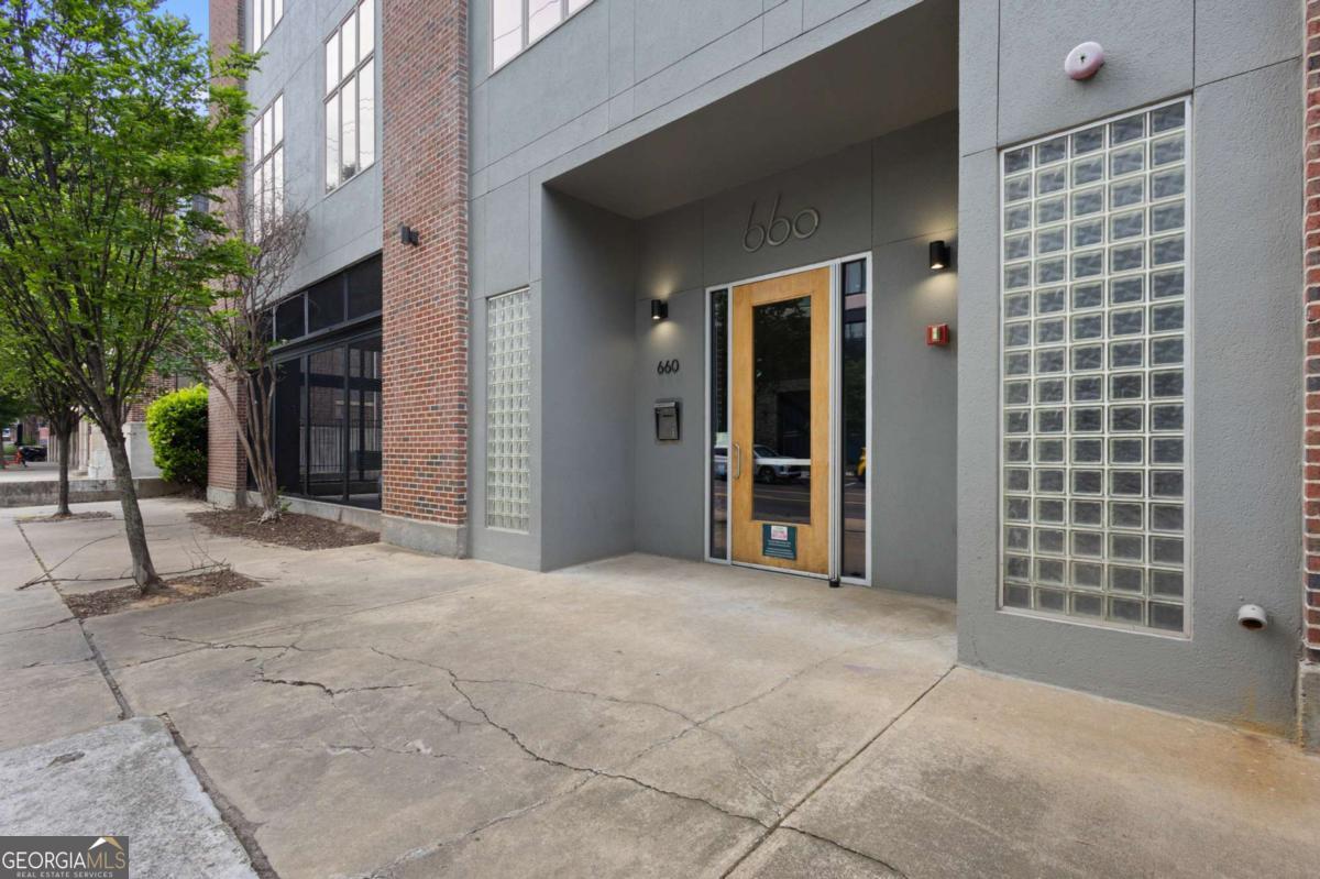 660 Glen Iris Drive Atlanta GA 30308
