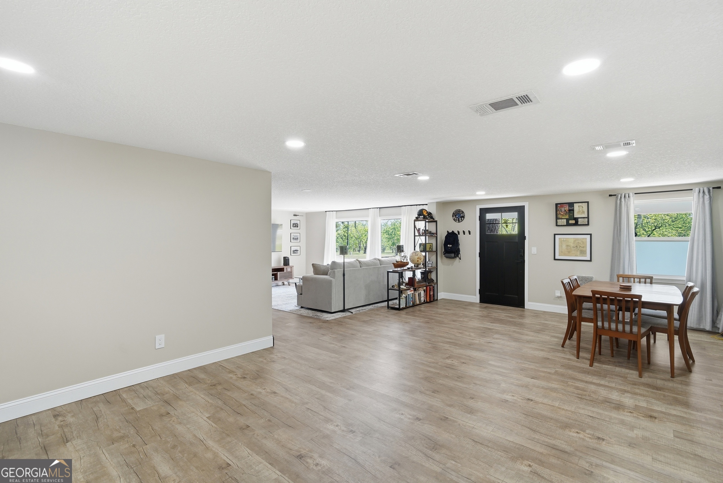 2448 Ware Street Blackshear GA 31516