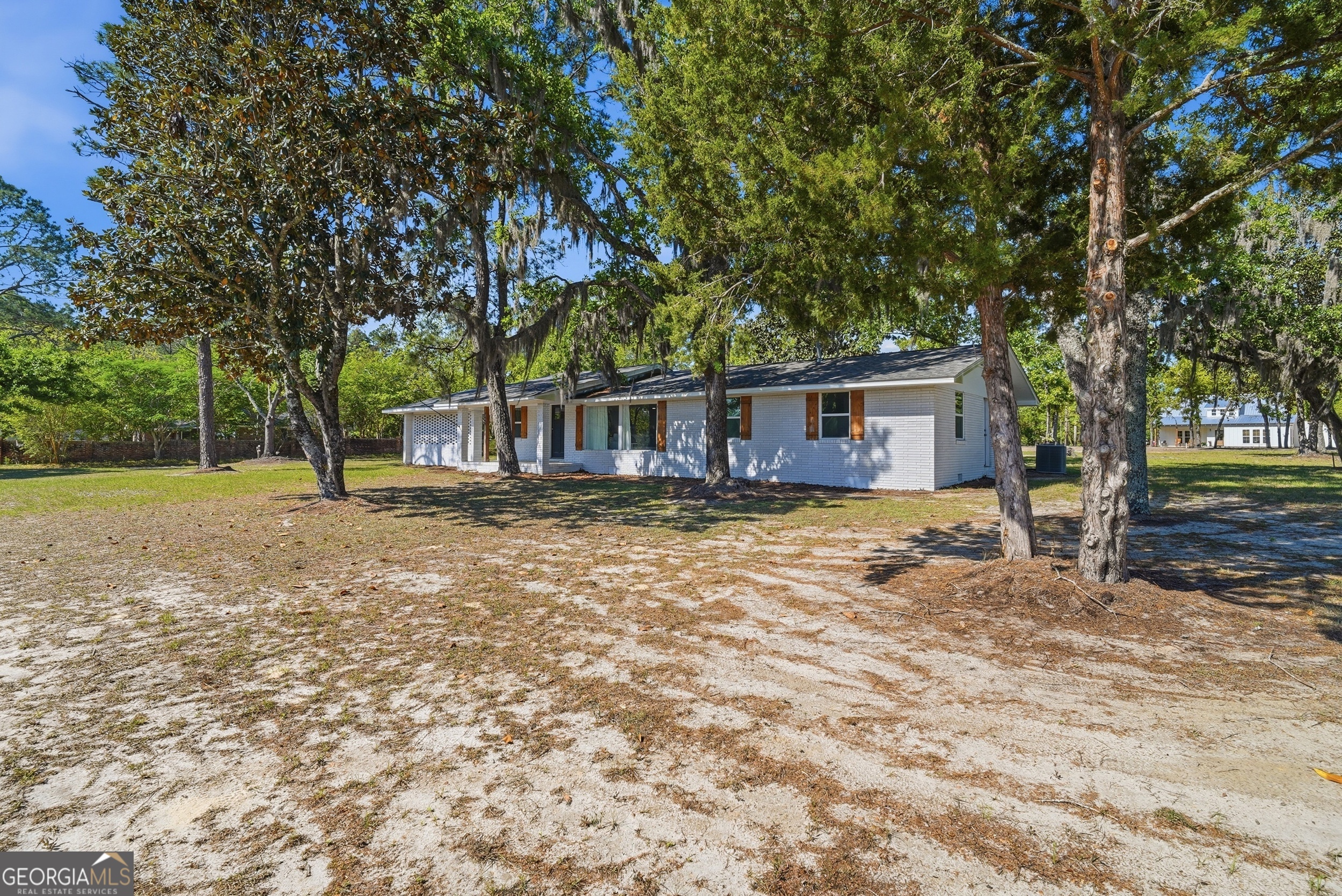 2448 Ware Street Blackshear GA 31516