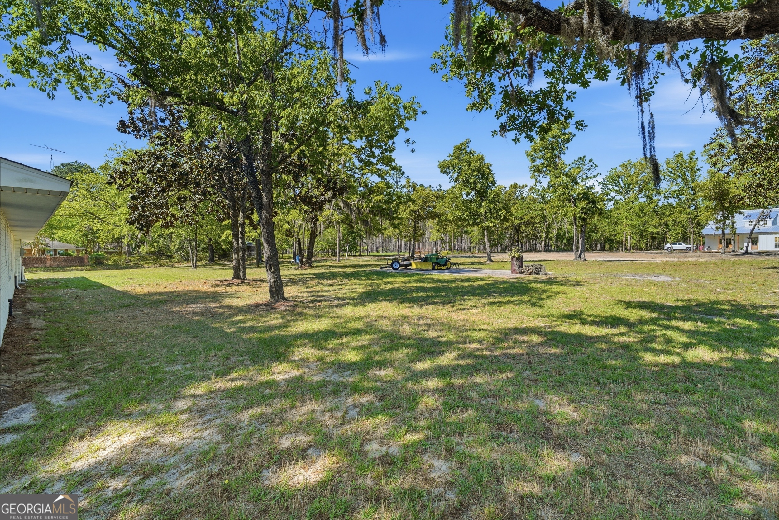 2448 Ware Street Blackshear GA 31516