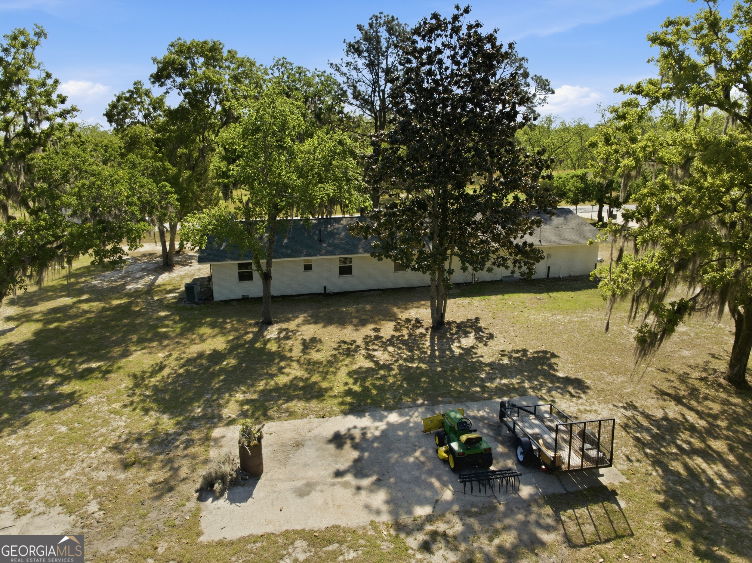 2448 Ware Street Blackshear GA 31516