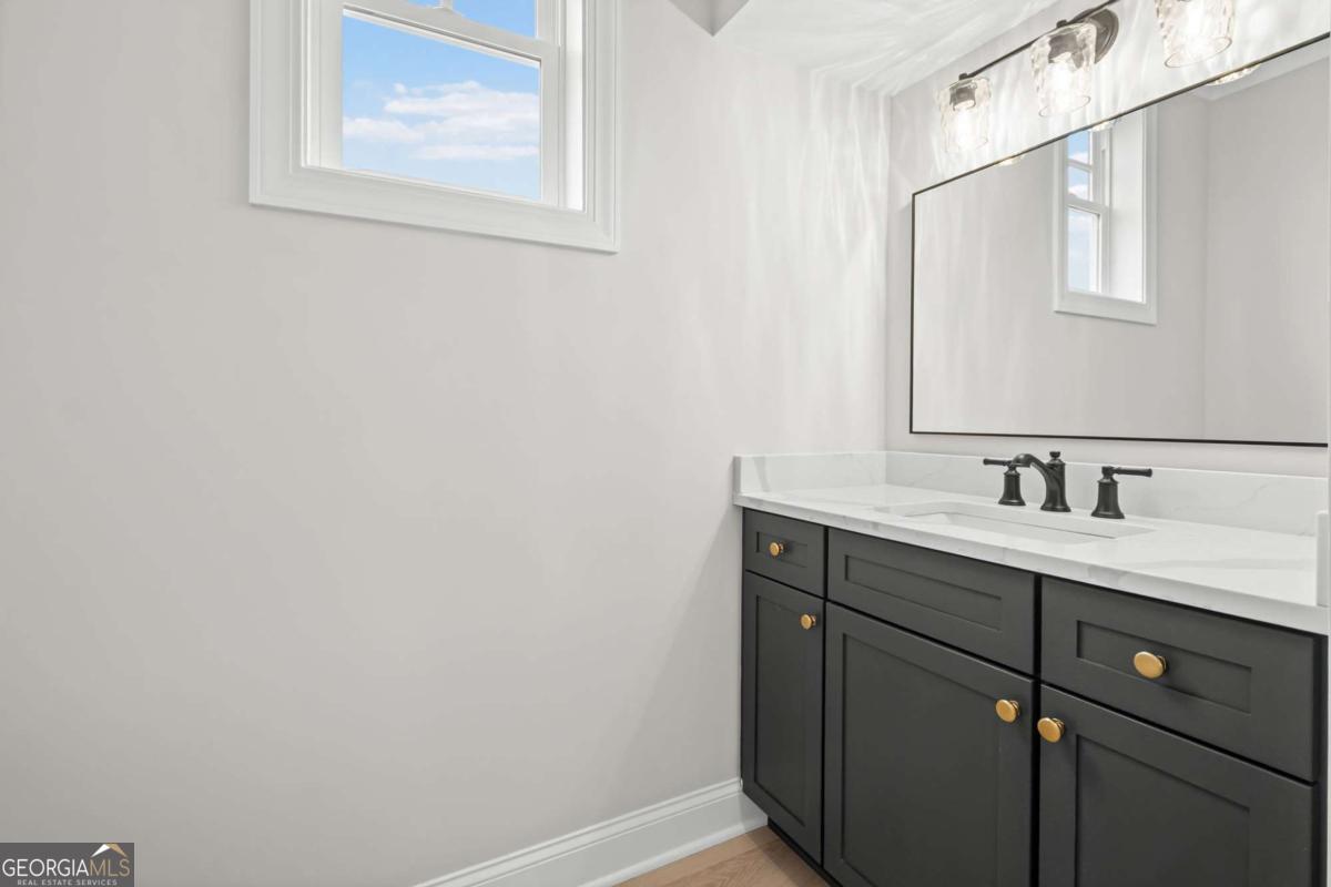 1221 Lakeside Overlook Canton GA 30114