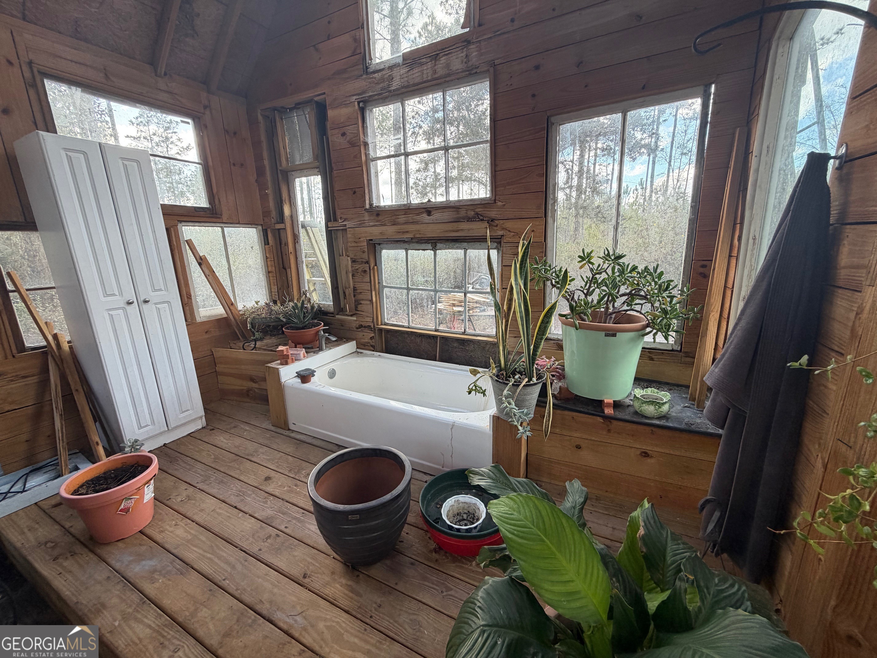 6642 Old Moniac Road St. George GA 31562