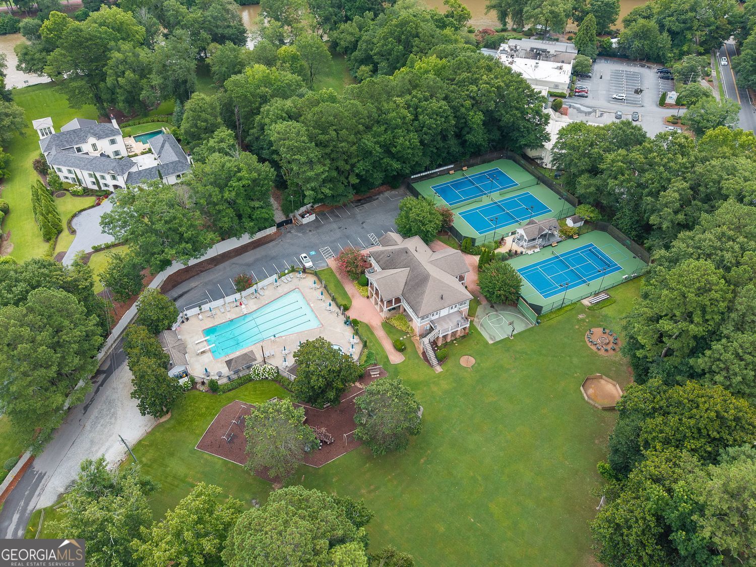 4217 Paces Ferry Road SE Atlanta GA 30339