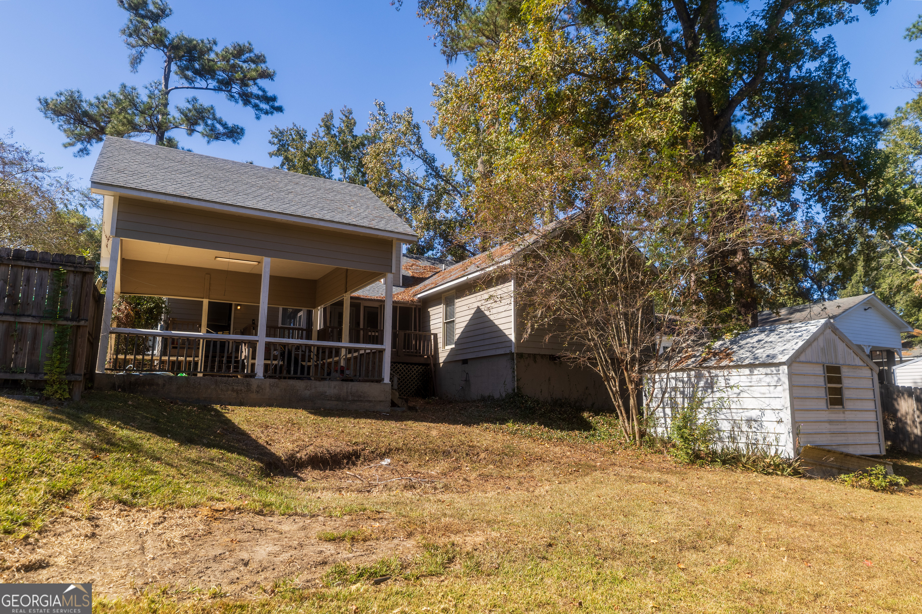 2303 S Sherwood Drive Valdosta GA 31602