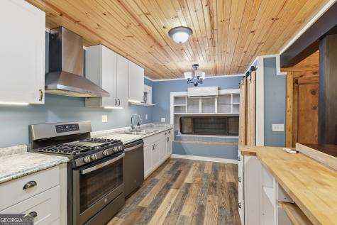 129 Nob Hill Ridge Cleveland GA 30528