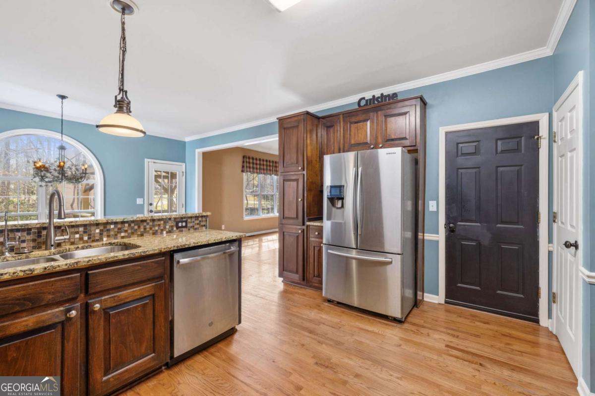 1041 Bonaventure Way Lawrenceville GA 30044