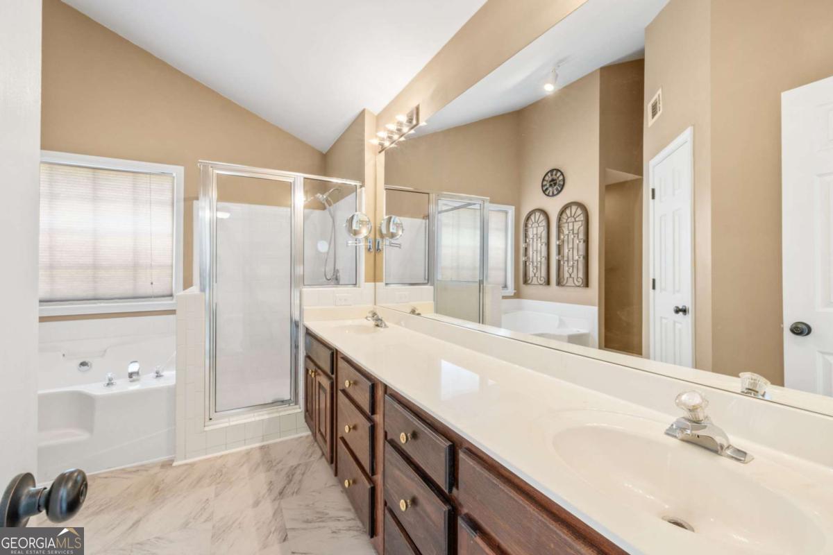 1041 Bonaventure Way Lawrenceville GA 30044