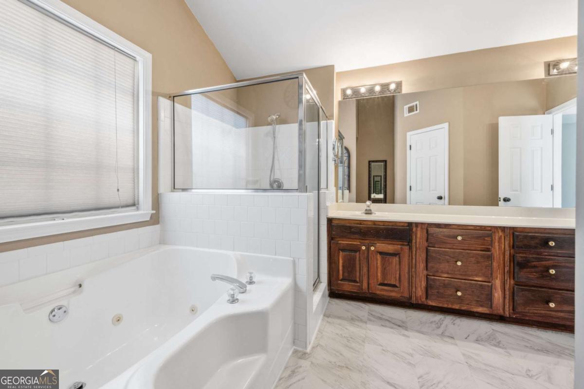 1041 Bonaventure Way Lawrenceville GA 30044