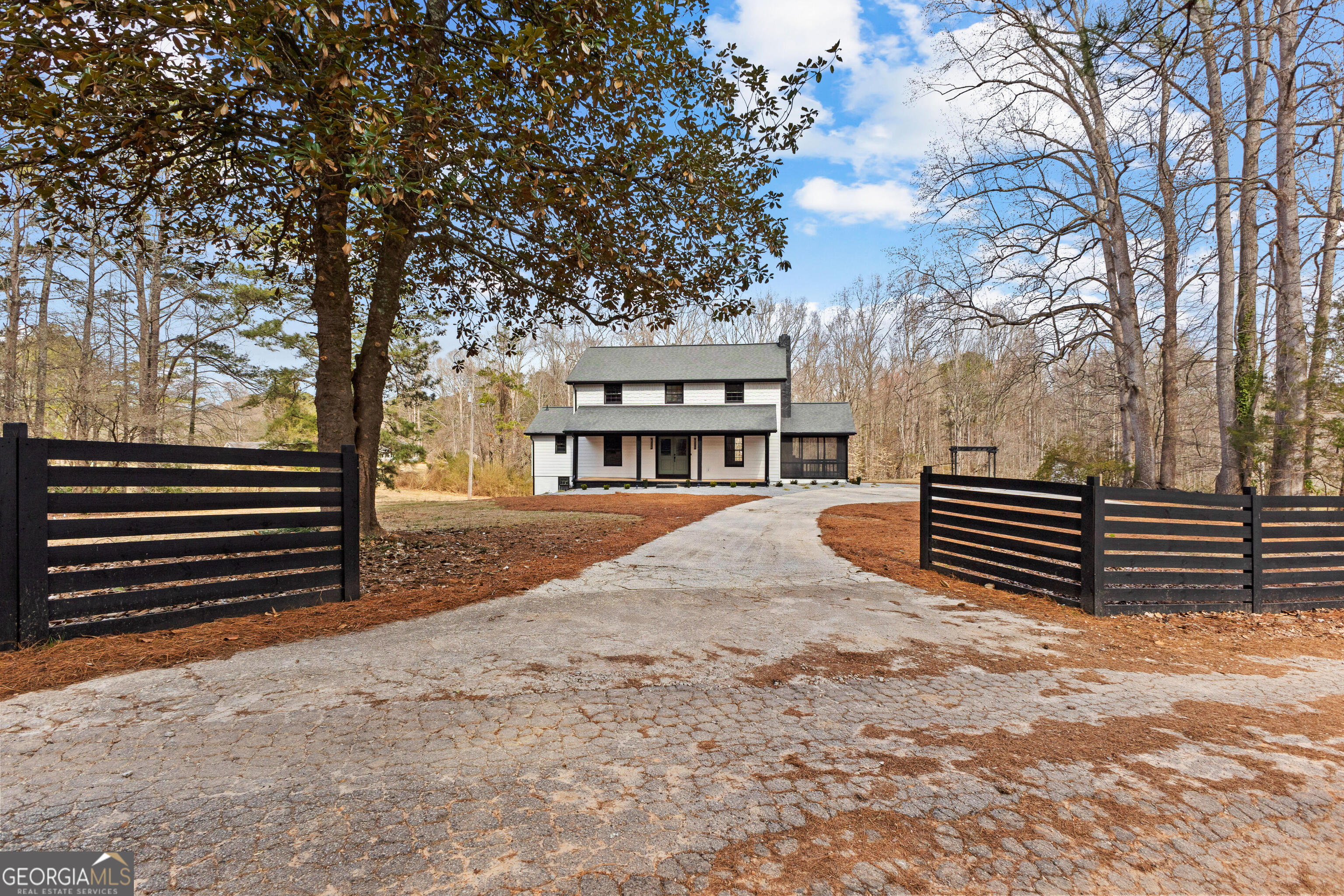 260 Sandy Lake Circle Fayetteville GA 30214