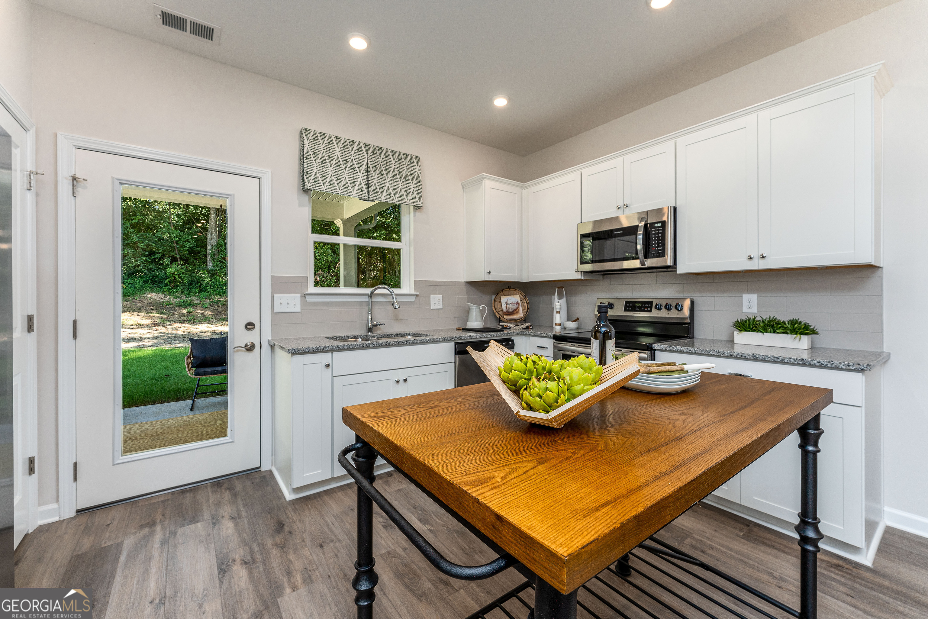 1009 Stonebridge Circle Macon GA 31211