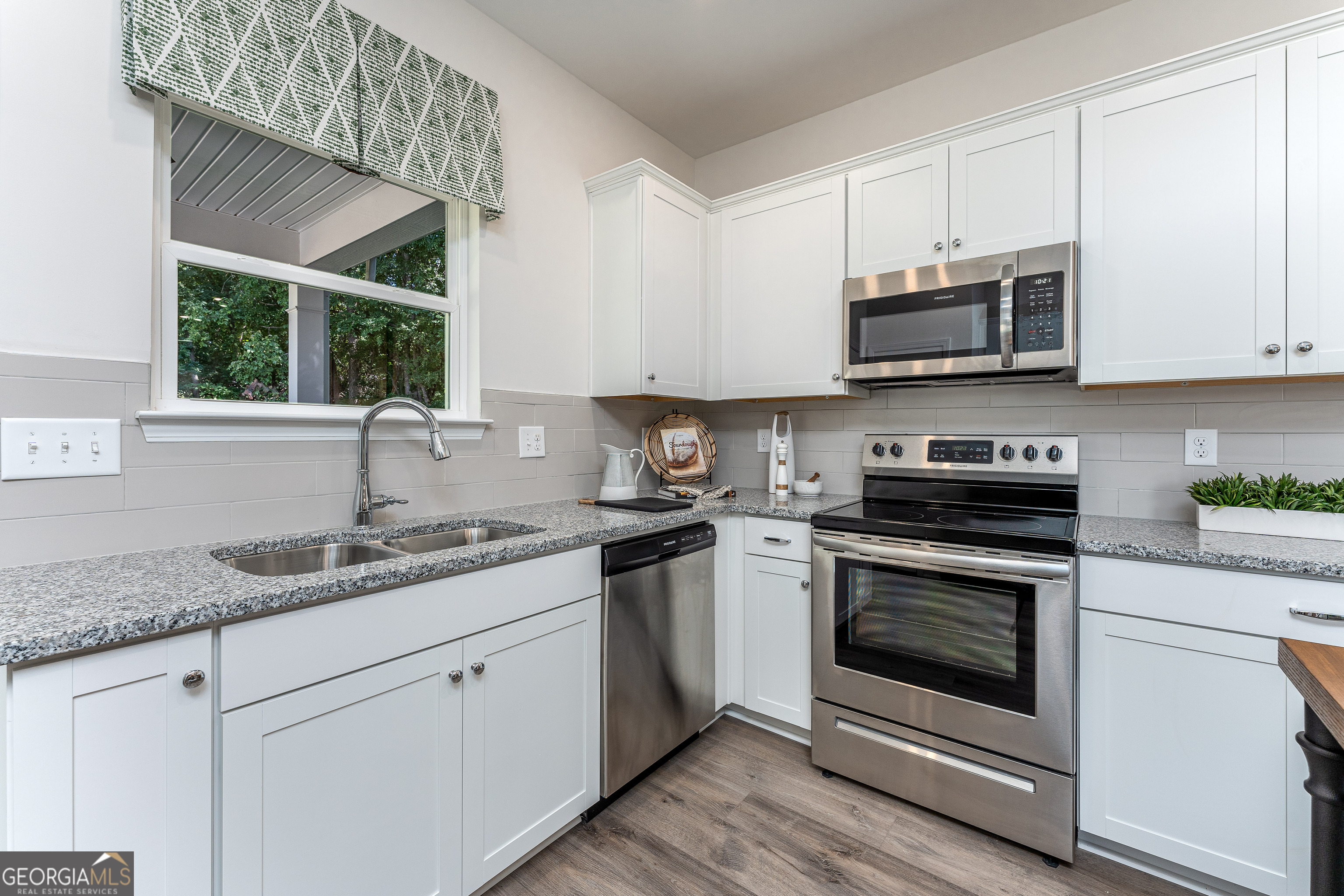1009 Stonebridge Circle Macon GA 31211