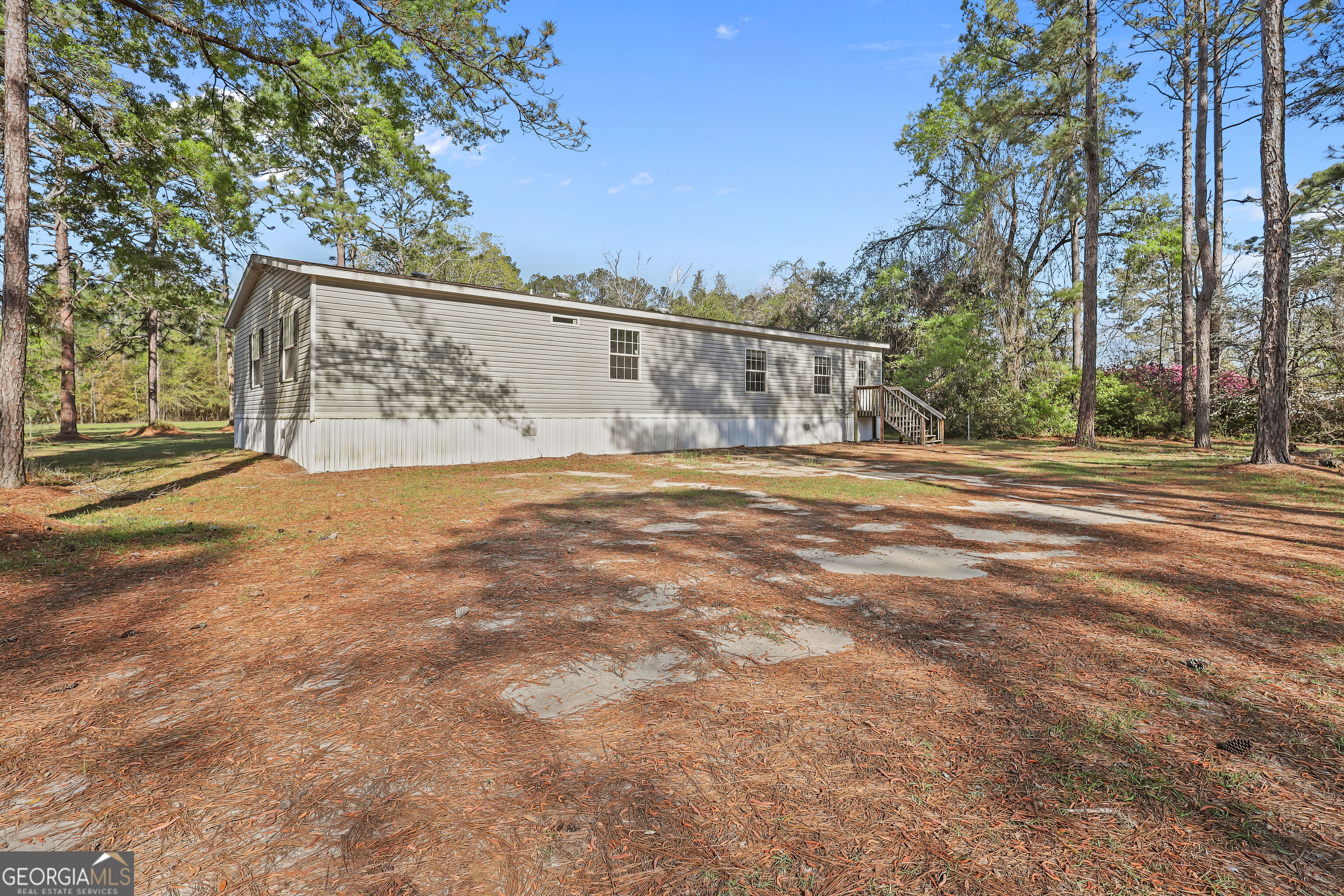 611 Sandy Run Road Jesup GA 31545