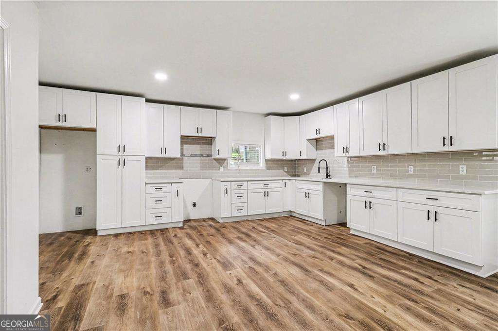 951 Reed Avenue East Point GA 30344