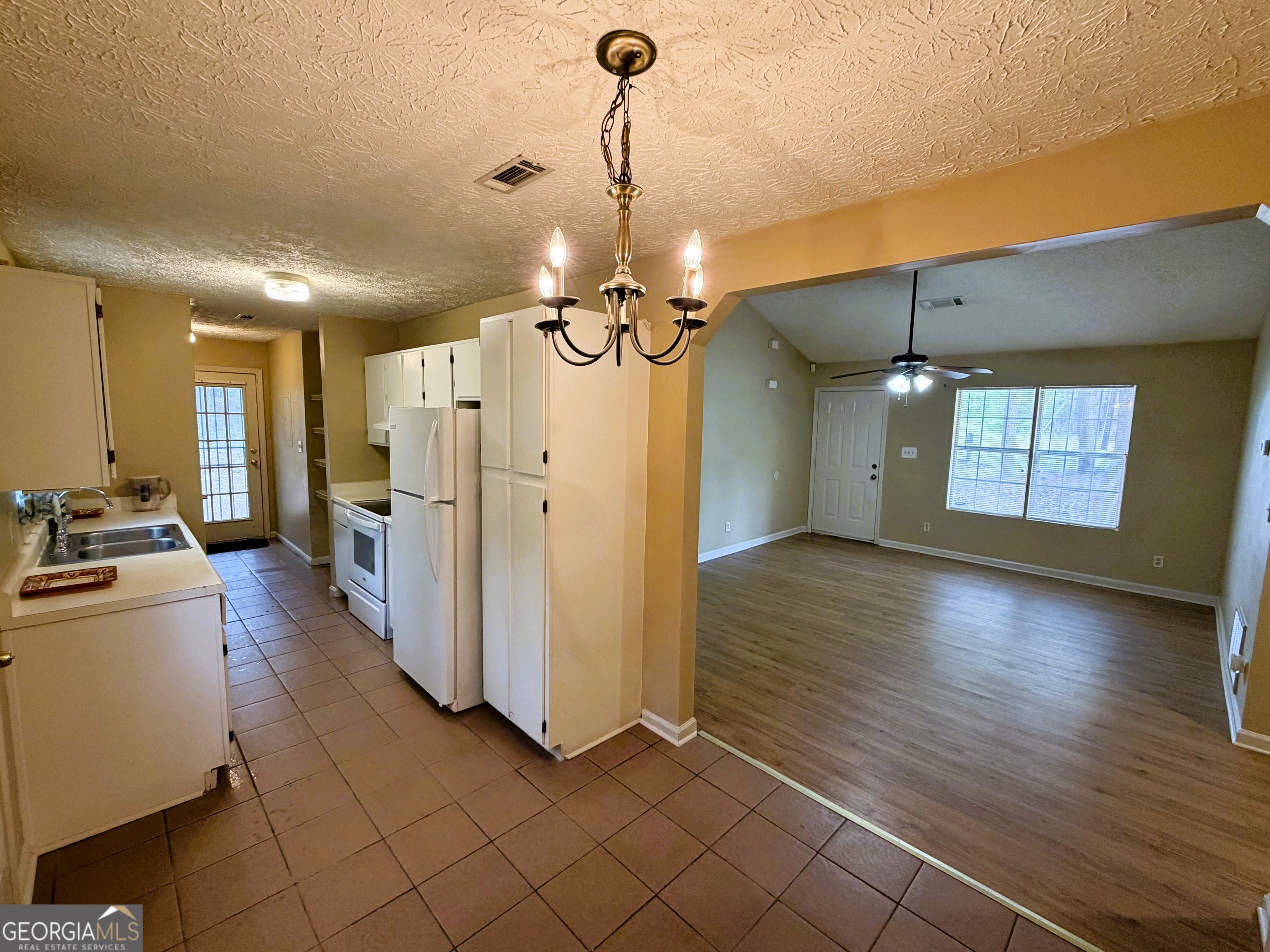 122 Oriole Drive Jonesboro GA 30238