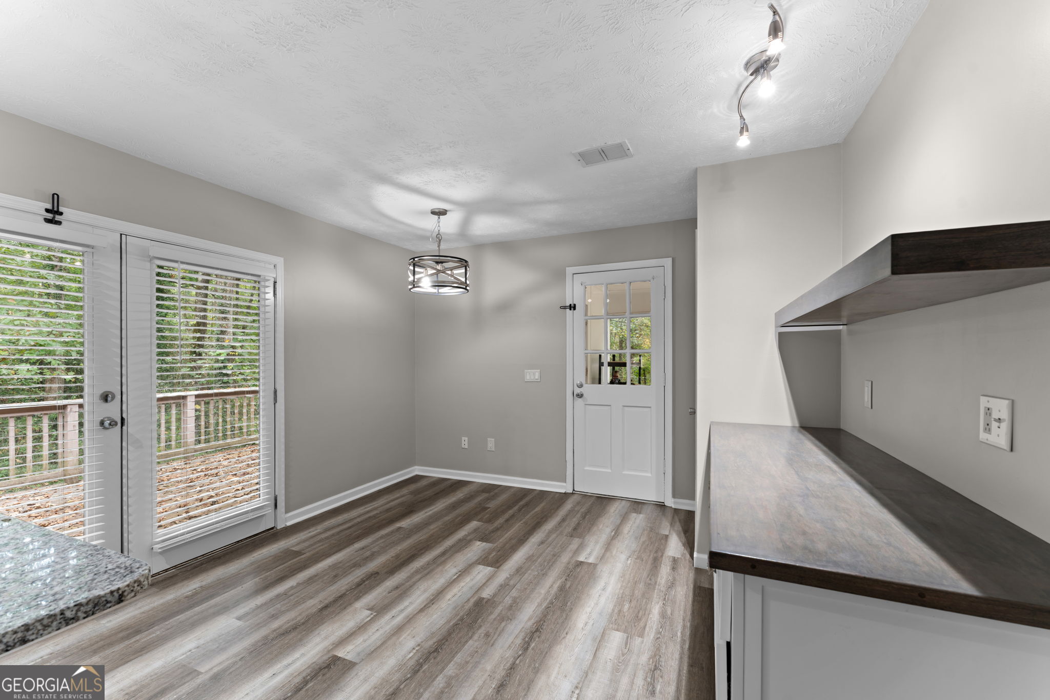 494 Sunset Circle Forsyth GA 31029