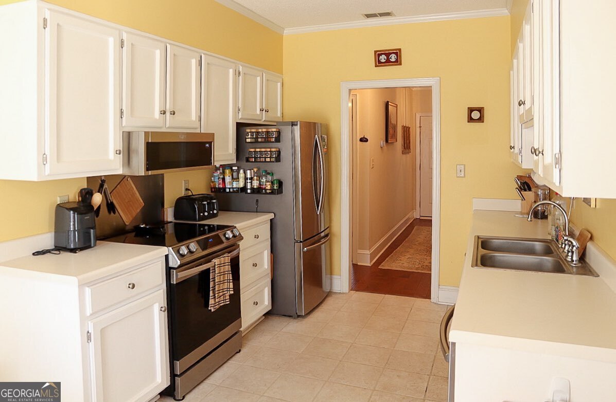 135 S Stratford Drive Athens GA 30605