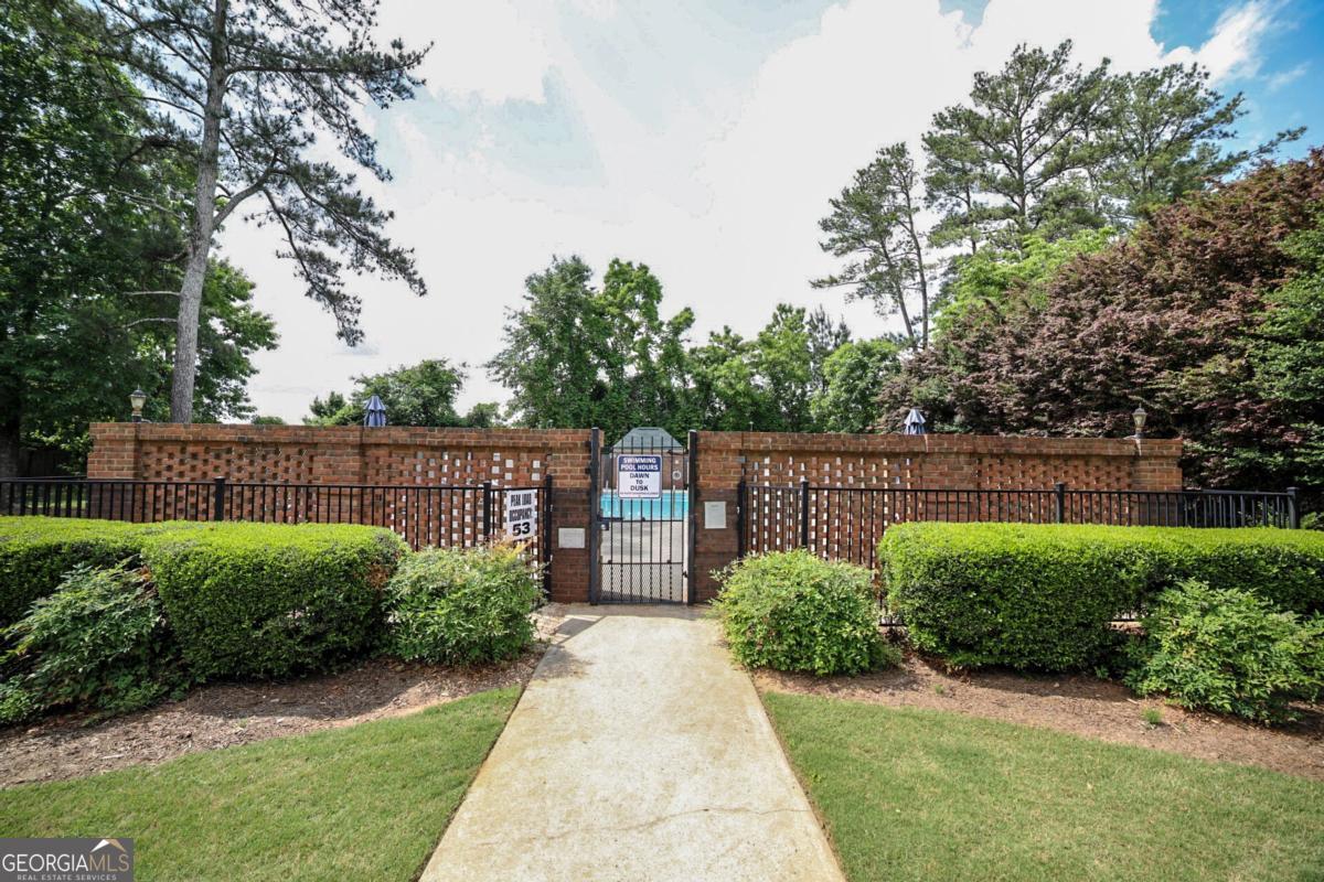 135 S Stratford Drive Athens GA 30605