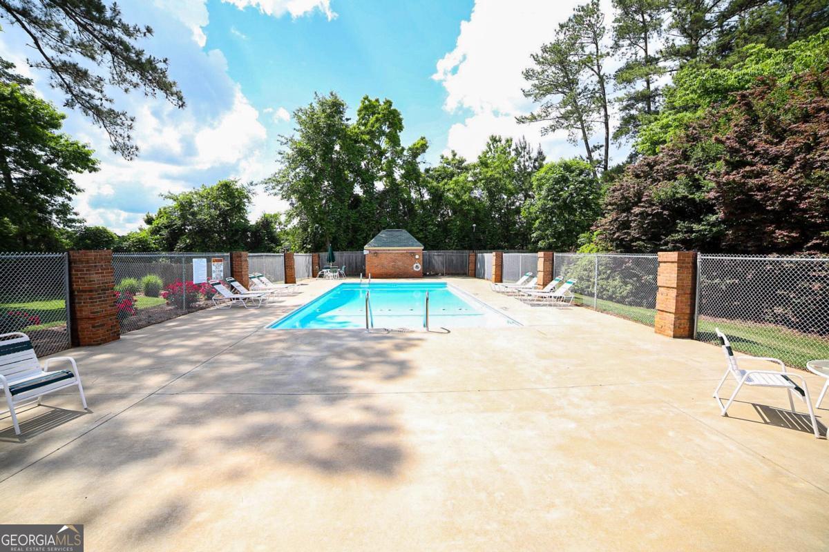 135 S Stratford Drive Athens GA 30605