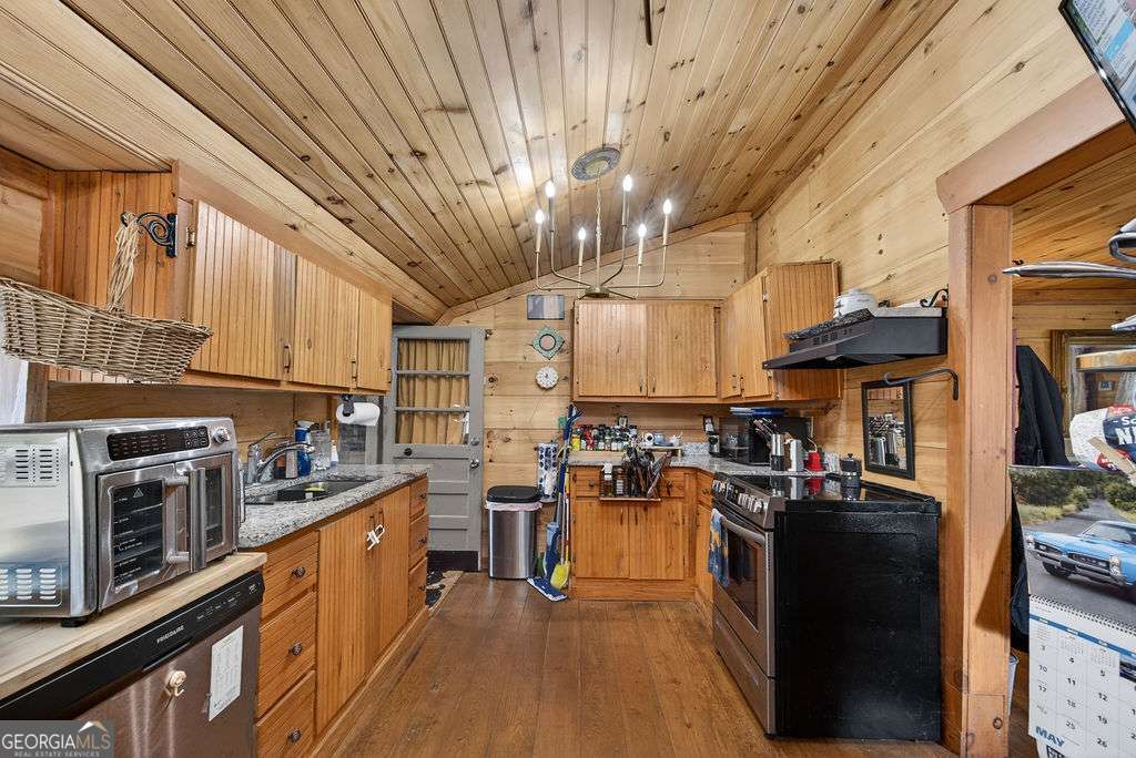 2731 Tate Road Blairsville GA 30512