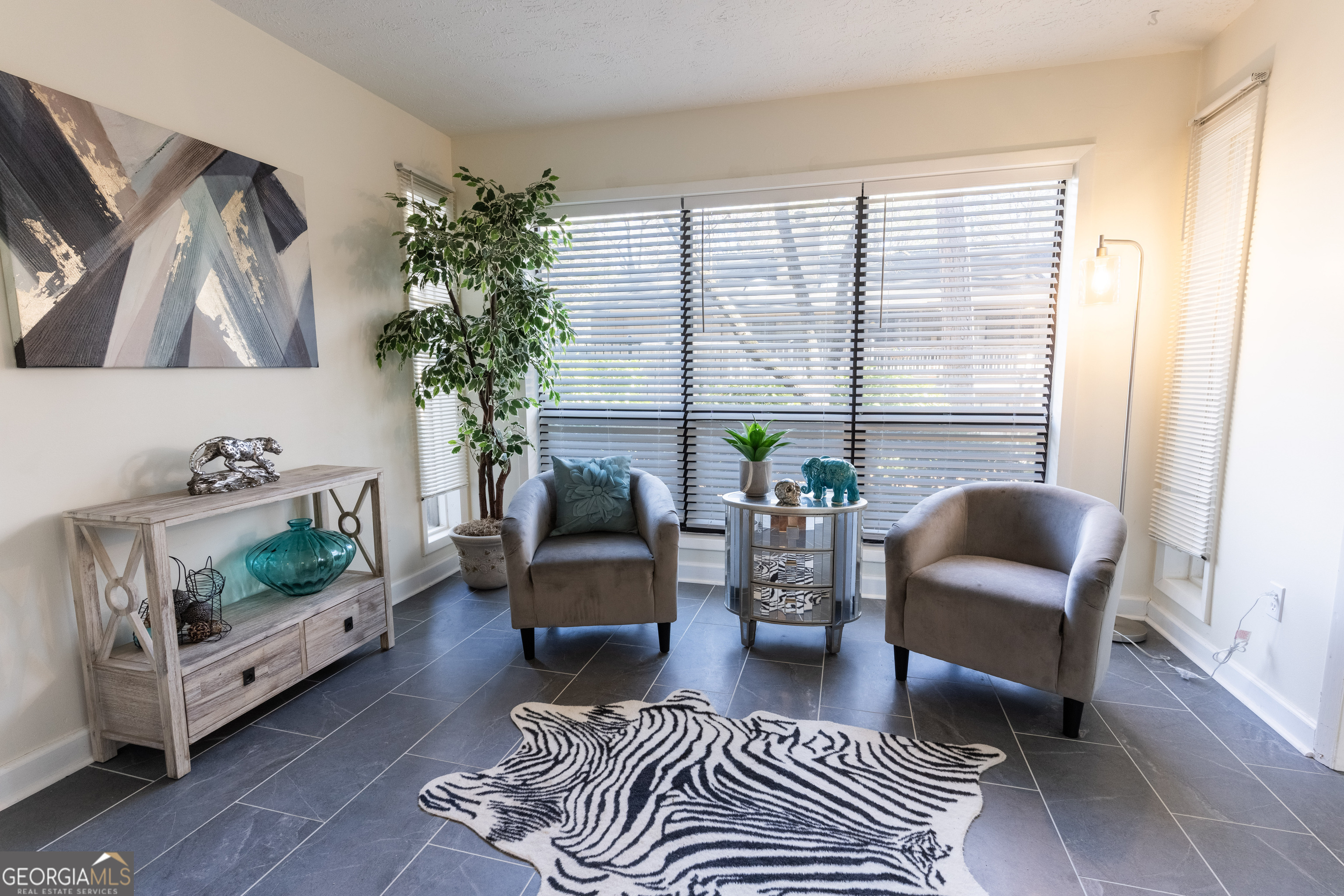 8740 Roswell Road Sandy Springs GA 30350